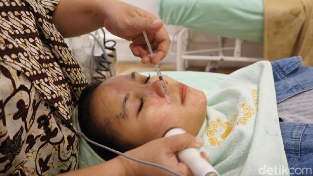 Review: Mencoba Facial 10 Tahap, Red Carpet Oxygen Facial