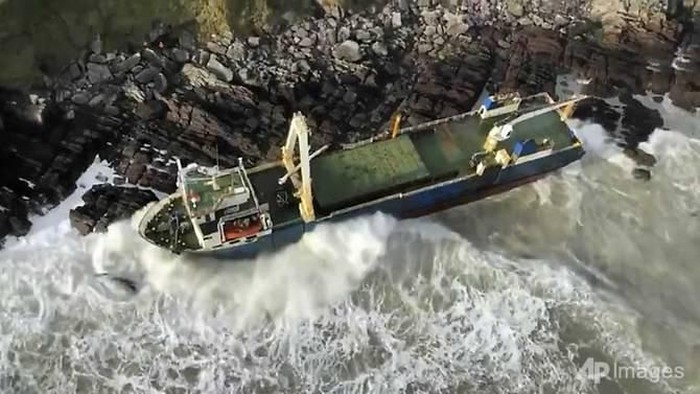 Nyaris 2 Tahun Hilang, Kapal Hantu Ini Muncul Lagi