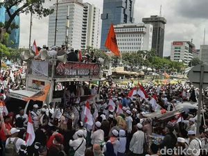 Rentetan Suara-suara Kontroversial Orator Aksi 212