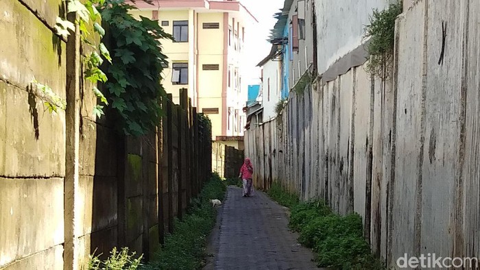 Gang sempit lokasi puluhan mahasiswi UIN Makassar jadi korban begal payudara (Hermawan Mappiwali/detikcom)