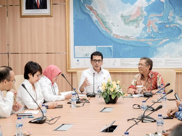 Wishnutama di Badan Informasi Geospasial