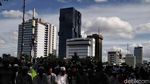 Massa Aksi 212 Salat Asar Berjemaah di Medan Merdeka Barat
