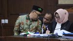 Imam Nahrawi Pakai Peci NU di Sidang Dana Hibah KONI