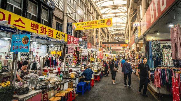 7 Wisata di Daegu, dari Pasar Tekstil sampai Pasar Obat