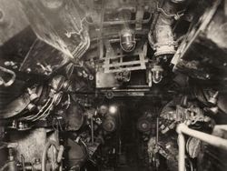 Foto Bersejarah yang Belum Pernah Kamu Lihat Pas Zaman Sekolah