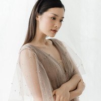 Sembari belajar masak, Carla Yules juga sesekali menerima job sebagai model. (Foto: Instagram)