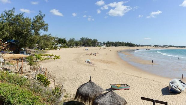 Vilankulo, Mozambique - July 4, 2012: Shoreline of Tofo Beach in Vilankulo, Mozambique. Tofo is well known for scuba diving.