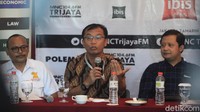 Diskusi dilatari oleh proses pemilihan Wakil Gubernur DKI Jakarta yang dimulai berbelit-belit.