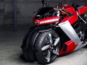 Motor Garang Roda Empat Ini Menyelundupkan Mesin 1.000 cc Yamaha R1