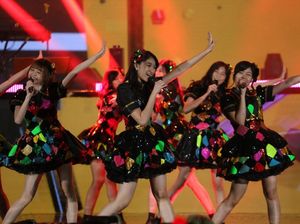 Kawaii!! Centilnya JKT48 di Atas Panggung
