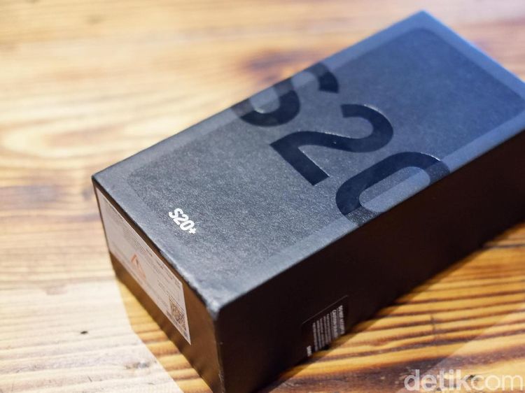 Galaxy S20 Plus, Ponsel Rp 14,5 Juta dengan Zoom 30x