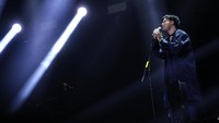 Vidi membawakan beberapa lagu di antaranya Terambang dan Aku Cinta Dia. (Hanif/detikcom)