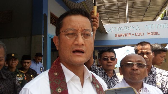 Menteri Sosial Juliari P Batubara di Magelang, Sabtu (22/2/2020).