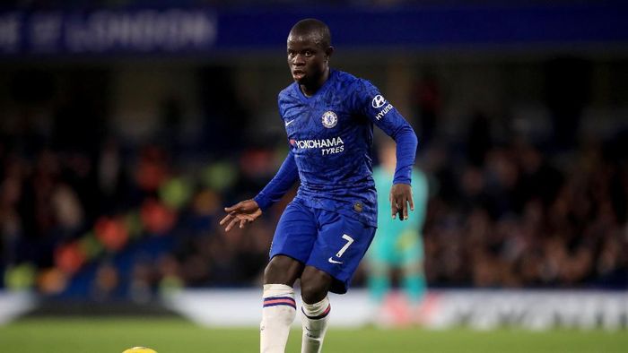 NGolo Kante LONDON, ENGLAND - DECEMBER 26: NGolo Kante of Chelsea during the Premier League match between Chelsea FC and Southampton FC at Stamford Bridge on December 26, 2019 in London, United Kingdom. (Photo by Marc Atkins/Getty Images)