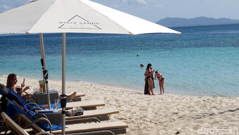 White Sands Island Pulau beralas pasir di Tanjungpinang
