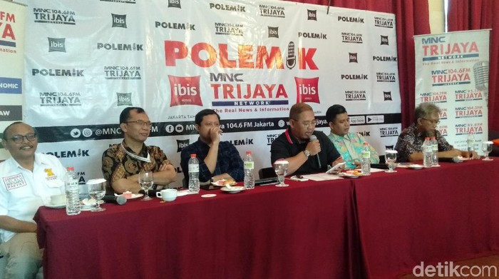 Anggota DPRD DKI F-PKS Dani Anwar di diskusi Polemik
