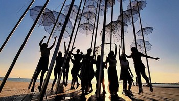 Jawara kategori Silhouettes  dimenangi oleh  Roza Ludwikowska. Dipotret menggunakan Galaxy A30. Foto: Mobile Photography Awards