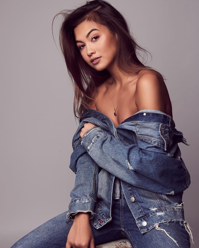 Wanita ini dulunya hanyalah tukang burger, namun nasib mengubahnya. Kini wanita bernama Ruby Wong itu jadi model yang mendunia.  Foto: dok. Instagram