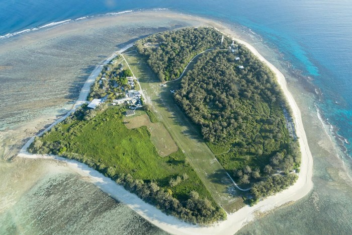 Aerial view of Lady Elliot Island in Queensland, Australia.