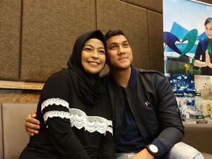 Tantri Kotak Kaget Dapat Kado Ini di Hari Ulang Tahun Pernikahan