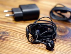 Galaxy S20 Plus, Ponsel Rp 14,5 Juta dengan Zoom 30x