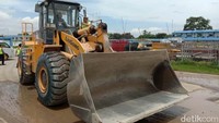 Ia mengatakan pembangunan proyek KCJB bisa rampung tahun depan dan bisa langsung beroperasi di Desember 2021.