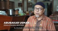 Jokowi Kulineran di Aceh, Coba Kari Kambing, Ikan Steam dan Kopi Sanger