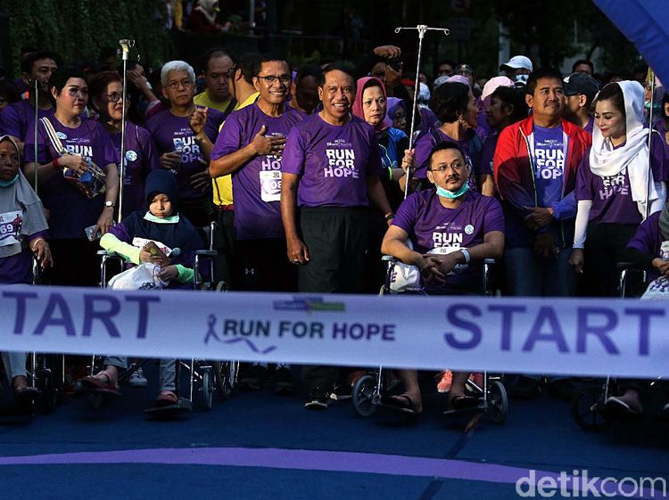 Menpora Ikuti Run For Hope