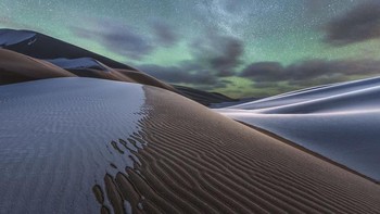 Yang Guang dari China berhasil menjadi juara kedua. Ini adalah salah satu karyanya yang terpilih dan diambil di Gurun Badain Jaran di China. Foto: Yang Guang/International Landscape Photographer of the Year