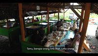 Jokowi Kulineran di Aceh, Coba Kari Kambing, Ikan Steam dan Kopi Sanger
