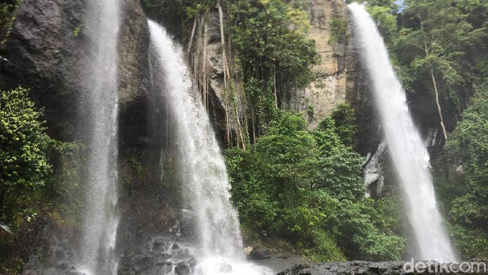Air Terjun Tai Bai Air Terjun di Polman.