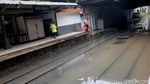 Jakarta Banjir Lagi, Stasiun Sudirman Terendam