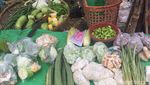 Belanja dan Jajan Enak di Pasar Prembaen yang Legendaris