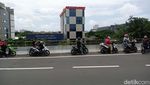 Banjir di Jl Yos Sudarso, Sepeda Motor Masuk Tol Wiyoto Wiyono