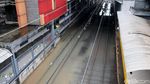 Jakarta Banjir Lagi, Stasiun Sudirman Terendam