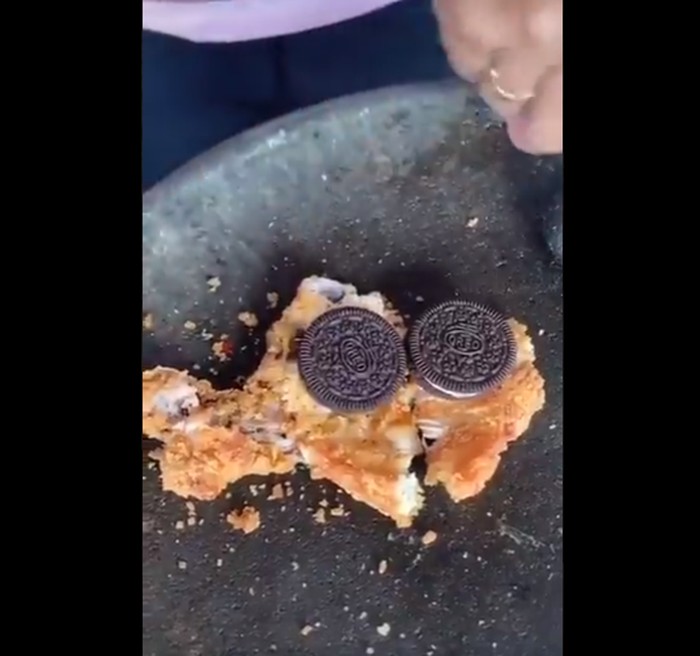 penistaan makanan