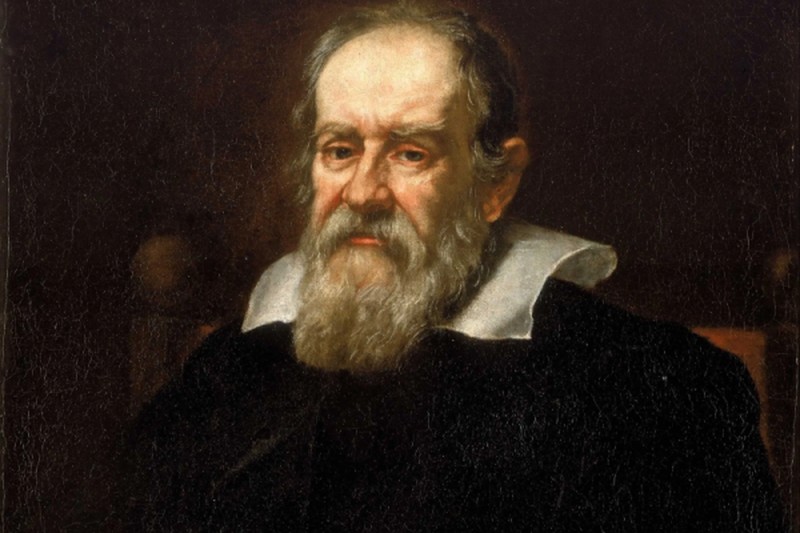 Galileo Galilei adalah seorang ilmuan yang pintar. Meski disebut sebagai bapak astronomi modern, ia justru dihukum karena teori heliosentris yang ia percayai -- dan terbukti benar.