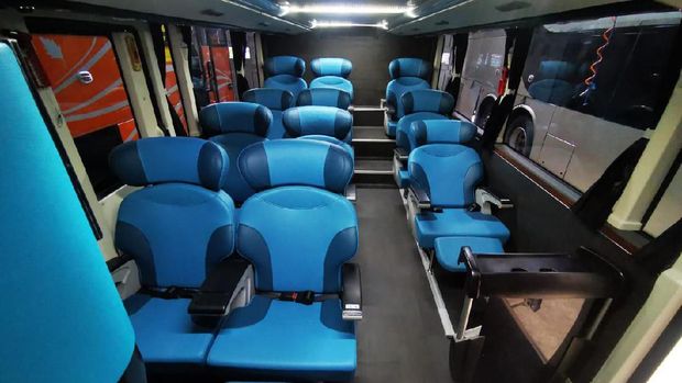 Legacy SR2 Double Decker