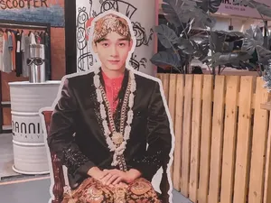 Kocak! EXO-L Bikin Pesta Bujang untuk Chen di Jakarta