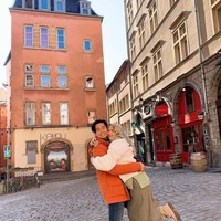 Usai mengetahui Roger tak bisa mencium ataupun merasakan makanannya, Cut Meyriska pun menyuruhnya untuk melakukan tes antigen dan PCR. Awalnya hasil tes antigen Roger itu negatif. Namun ternyata hasil tersebut berbeda dengan hasil PCR yang baru keluar pada malam harinya. Hasil PCR Roger menyatakan bahwa dirinya positif terinfeksi COVID-19. Foto: instagram