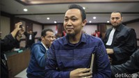 Direktur Utama PT Navy Arsa Sejahtera (PT NAS) tersebut dihukum penjara selama 1 tahun 6 bulan, denda Rp 100 juta subsider 2 bulan kurungan.