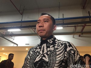 Ibas Banggakan Ekonomi Era SBY Meroket, Koalisi Jokowi: Berlebihan