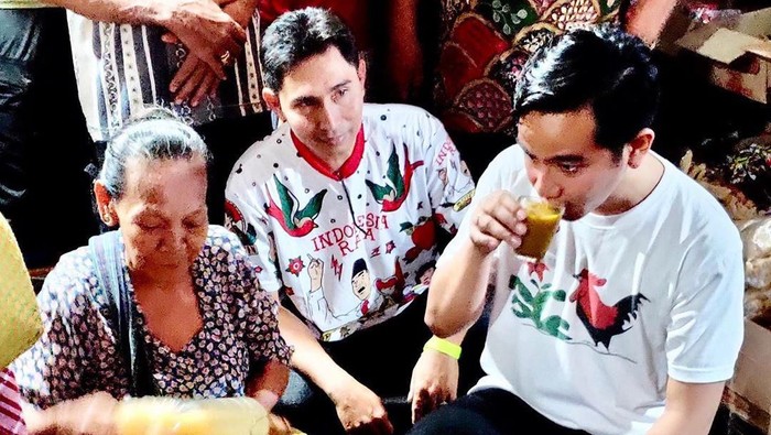 Gibran Rakabuming sarapan soto