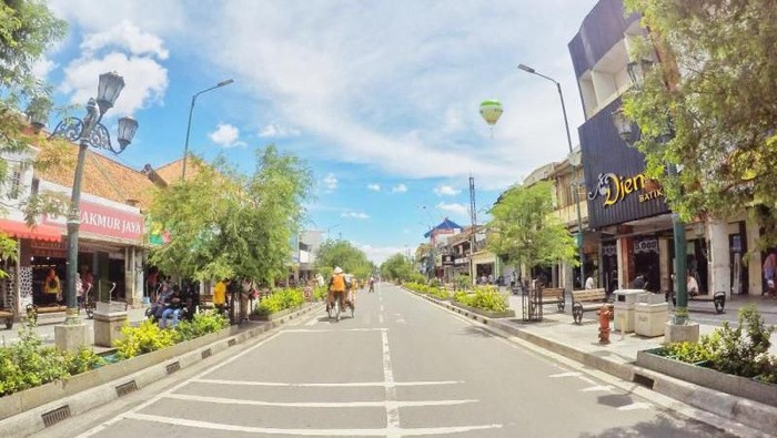 Jalan Malioboro di Yogyakarta.