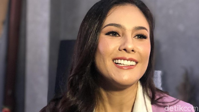 wulan guritno