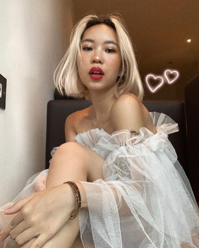 Berat badan adalah obsesi terus menerus untuk semua orang di sana. Semua orang diminta untuk tidak lebih berat dari 47 kg tidak peduli usia atau tinggi mereka, ungkapnya.Foto: Instagram @euo.coeur