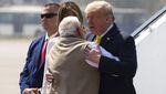 Ribuan Orang Sambut Kedatangan Trump di India