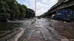 Banjir Masih Rendam KBN Cakung