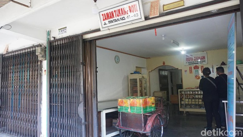 Toko roti paling legendaris di Tanjungpinang
