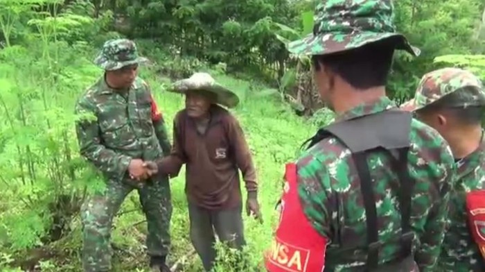 Pemkot Kendari memberi bantuan berupa rumah untuk Kakek La Nggugu yang sebelumnya tinggal di gubuk ukuran 1x2 meter (Dok. Istimewa)